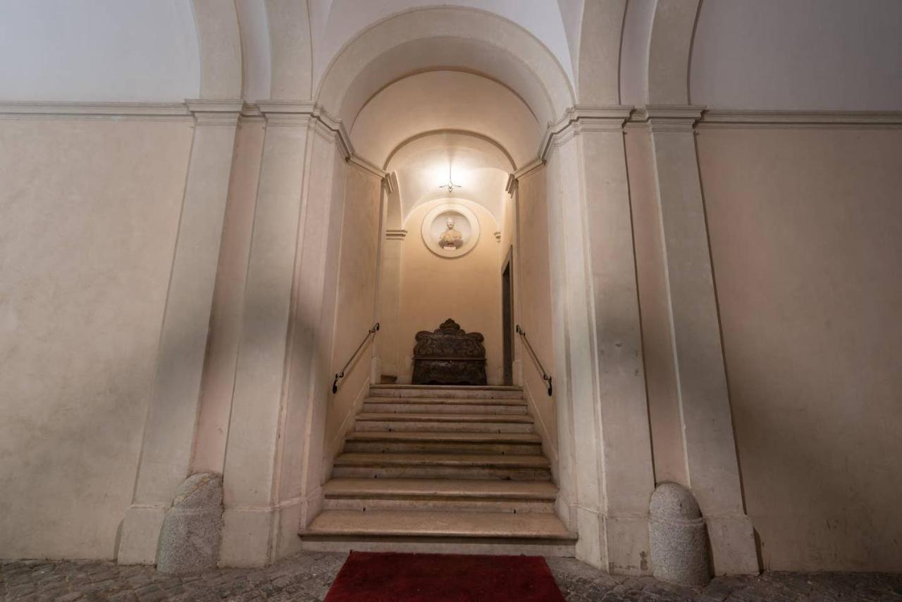 Palazzo Pamphili Lecca Di Guevara โรม ภายนอก รูปภาพ